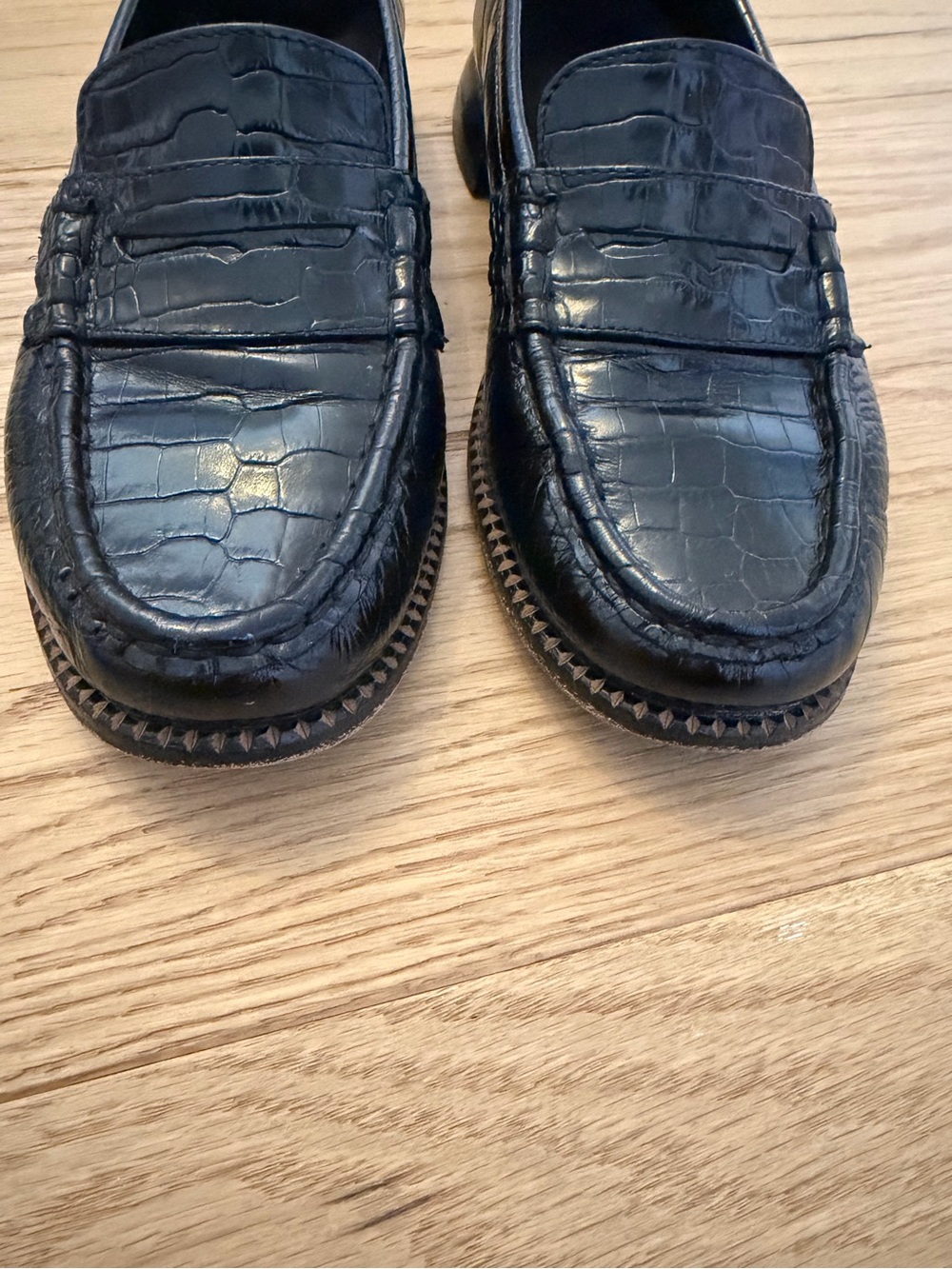 Freda Salvador Black Croc-Embossed Leather Loafers - Picture 4 of 5